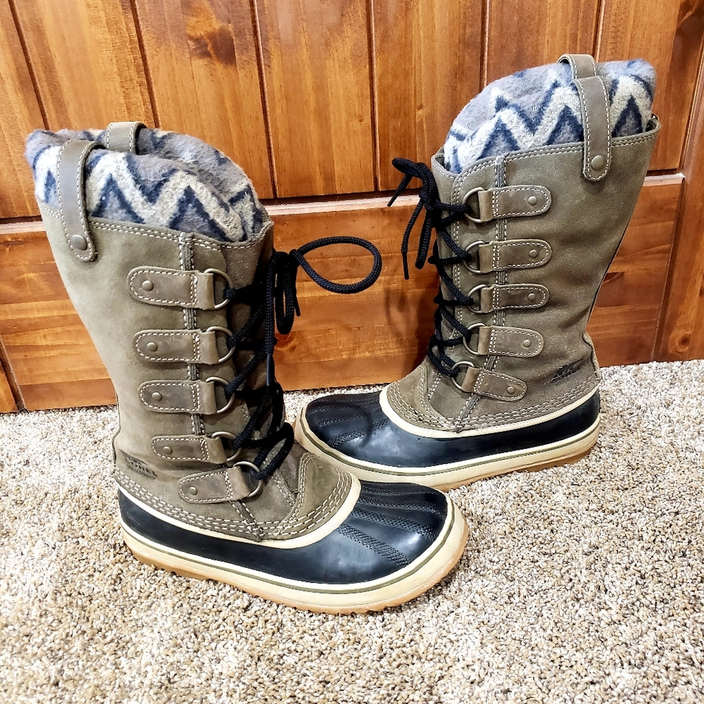 Sorel Joan of Artic knit waterproof snow boots